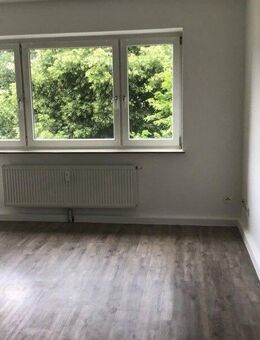 Bezugsfertige 2-Zimmer-Wohnung in ruhiger und gepflegter Lage mit Balkon! - Essen