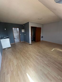 1 1/2 Zimmer Wohnung Nähe Bayreuth - Bindlach