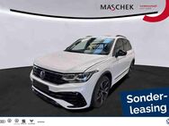 VW Tiguan, 1.4 R-Line e-Hybrid Black, Jahr 2023 - Wackersdorf