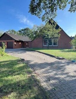 PROVISIONSFREI!! EINFAMILIENHAUS MIT EINLIEGERWOHNUNG MIT 6-8 ZIMMERN IN 21395 TESPE - AVENDORF - Tespe