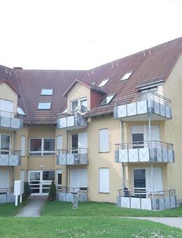 Hell & gemütlich mit Balkon, Einbauküche und Stellplatz - Ihr neues Zuhause am Dorfanger - Glauchau