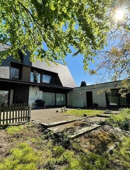 Architektonisches Highlight in Schnelsen: 300 m² Wohnfläche, 7 Zimmer, 1.256 m² Grundstück - Hamburg