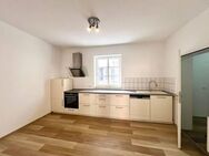 Wohnung am Stadtplatz Straubing zu vermieten mit Einbauküche - Straubing