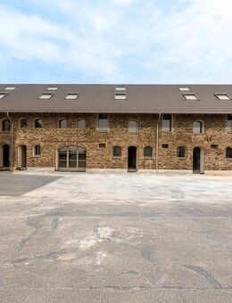MANNELLA*Stadthaus mit Galerie in hochwertig sanierter Hofanlage "Haus Freiheit" - modernes Wohnen mit historischem Flair* - Lohmar