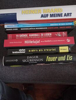 Mehrere Handballbücher (Biographien) zu verkaufen - Bobenheim-Roxheim