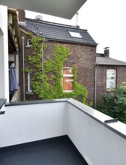 Ideal für Singles! Sanierte 2-Zi-Whg mit Balkon zu vermieten - Düsseldorf
