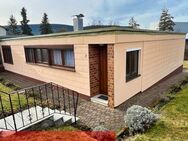 Sonniger Bungalow mit Garten und Garage in Wehingen - Wehingen