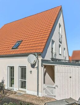 Charmante Doppelhaushälfte in idyllischer Lage - modernes Wohnen mit vielen Extras in Gesees - Gesees