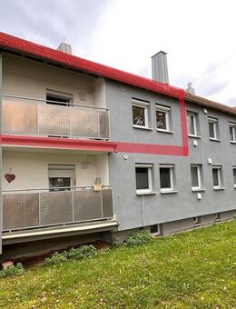Helle Etagenwohnung mit Balkon - Waldsassen