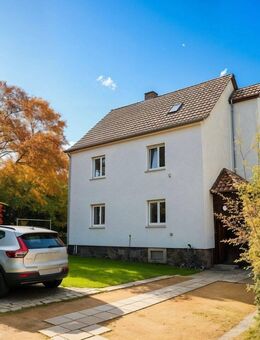 +++ Großzügiges Einfamilienhaus mit 1.300 m² Gartenparadies in begehrter Lage von Klotzsche +++ - Dresden