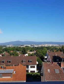 3-Zimmerwohnung in Frankfurt Eschersheim mit Aussicht und Schwimmbad - Frankfurt (Main)