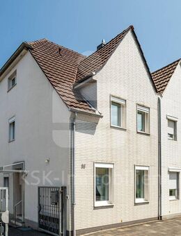Schöne Doppelhaushälfte mit tollem Grundstück in Troisdorf Sieglar! - Troisdorf