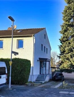 Gelegenheit!! Attraktive Doppelhaushälfte auf großem Erbpachtgrundstück - Düsseldorf