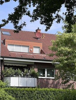 Eigentumswohnung in Oelde + 15 qm wohnlich ausgebauter Spitzboden - gepflegt, ruhig - Oelde