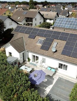 Leben wie im Urlaub - 5,5-Zimmer-Wohnung mit Terrasse, Pool & Doppelgarage - Schutterwald