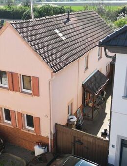 Vielseitiges Zweifamilienhaus mit saniertem Wohnbereich, Garten und Hof! - Ludwigshafen (Rhein)