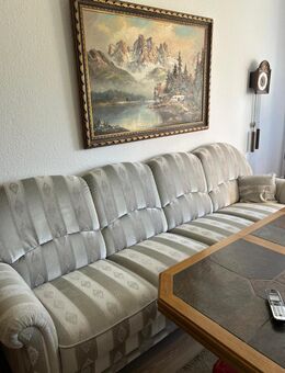 Couch mit zwei Sesseln und fünf Zierkissen - Dortmund