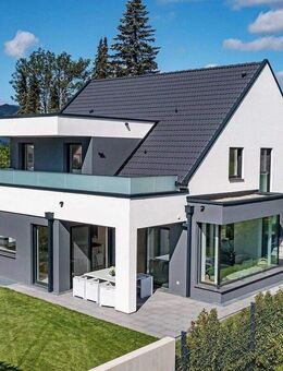 Vorankündigung: Modernes Haus, freistehend und auf Süd-Grund, in ruhiger und bevorzugter Lage - Giengen (Brenz)