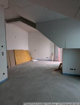 Neubauprojekt: Dachgeschosswohnung mit West-Balkon - Halstenbek