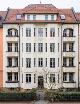 Heritage Living at Sanssouci - A Six-Room Family Home in Potsdam West - Potsdam