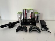 Xbox 360 mit 2 Controllern, Kinect und 22 Spielen - Bodenwerder (Münchhausenstadt)