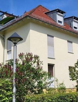 1-R-Single-Apartment mit Balkon und Gartenanteil in ruhiger Wohnanlage in DD-Briesnitz - Dresden
