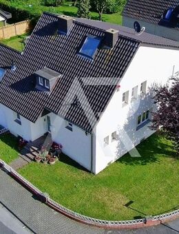 Einladendes Familienhaus in Jülich-Nord - mit Büroflächen, gemütlichem Kaminzimmer und gepflegtem Südgarten! - Jülich