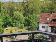 Exklusive 5,5-Zimmer-Dachgeschosswohnung mit 2 Balkonen - Leonberg (Baden-Württemberg)