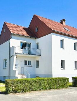 Gepflegtes 3-Familienhaus mit sehr großem Grundstück - Detmold