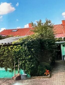 Göllheim - einfaches Reihenmittelhaus zu verkaufen - Göllheim