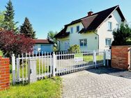 Familientraum am Feldrand: ca. 212?m² Fläche + Sauna + Wintergarten + Kamin + Doppelgarage + Keller - Frankfurt (Oder)