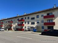 4-Zi. Dachgeschosswohnung nähe Wacker mit Dachterrasse und Garage - Burghausen