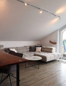 PROVISIONSFREI!-Zeitlose Eleganz trifft moderne Vision - kernsanierte 4-Zimmer-WHG in Kornwestheim - Kornwestheim