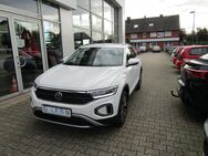 VW T-Roc, 1.0 TSI MOVE MOVE REAR, Jahr 2024 - Emmerich (Rhein)