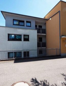 Lichtdurchflutete Mietwohnung mit großem Balkon in Saarbrücken-Scheidt! - Saarbrücken