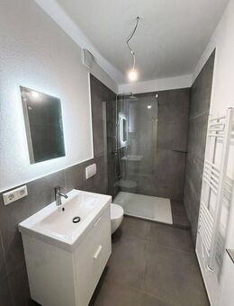 Erstbezug: 1-Zimmer-Apartment | Hochwertiges Bad & EBK | Ab Sofort | Zentral in Bad Cannstatt - Stuttgart