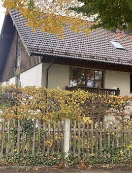 Attraktive 3-Zimmer-Wohnung im exklusiven Villenviertel von Pullach (Großhesselohe) zu verkaufen! - Pullach (Isartal)