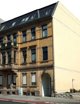 Großzügige 2-Raum-Wohnung im DG mit EBK - Dessau-Roßlau