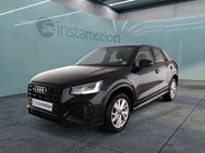 Audi Q2, S line, Jahr 2024 - München