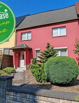 Wunderbares Wohnen mit großer Garage und charmantem Innenhof! - Hainichen (Sachsen)