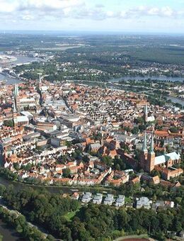 Historisches Mehrfamilienhaus in bester Altstadtlage-modernisiert für zeitgemäßes Wohnen! - Lübeck