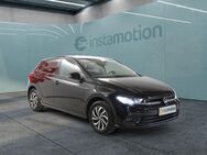 VW Polo, 1.0 TSI Life 15, Jahr 2023 - München