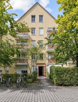 Sehr gepflegtes Apartment mit Galerie in begehrter Lage von Erding, direkt am Stadtpark - Erding