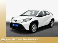 Toyota Aygo, X Play KlimaAT Komfort-Paket, Jahr 2022 - Karlsruhe