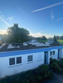 Aufgepasst! Exklusives Bungalow mit 9 Zimmer auf 330 m² Wfl. und großzügigen 758 m² Grundstück uvm.! - Altdorf (Nürnberg)