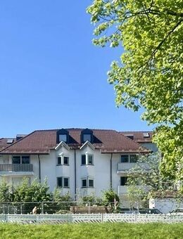 URBANE LAGE-ZENTRUMSNAH-SANIERT UND MIETERFREI! SCHICK, RUHIG UND HELL! SONNIGE TERRASSE - GARTEN - Penzberg