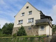 ** WOHLFÜHLEN GARANTIERT! Saniertes 110 qm EFH mit Balkon, Keller und großem Garten in Meschede! ** - Meschede (Kreis- und Hochschulstadt)