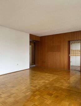 Sehr gut geschnittene 4 Zimmerwohnung mit Balkon, ggf. Garage - Gevelsberg