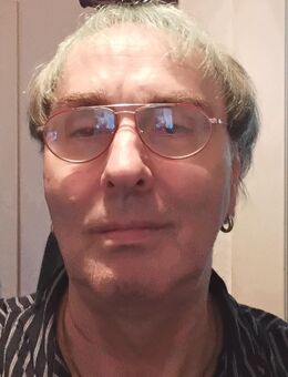 Suche eine ehrliche Dauerbeziehung zu einem jungen Mann - Berlin Lichtenberg