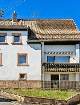 Freistehendes und großzügiges Ein-/Zweifamilienhaus mit großem Garten und Garage in Dunzweiler - Dunzweiler